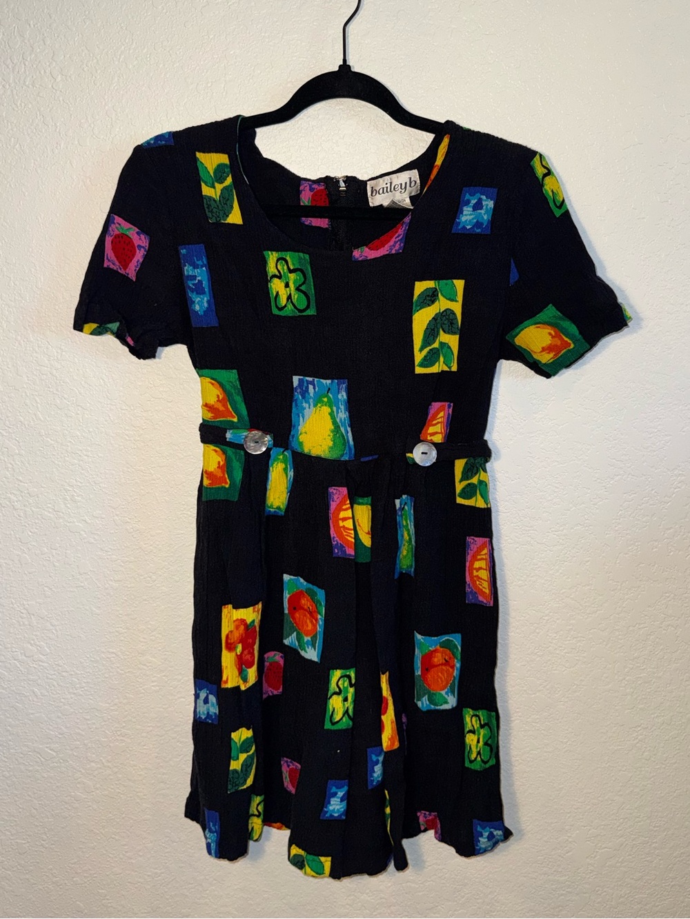 Bailey B Vintage 90s Colorful Floral & Fruit Print Short Sleeve Romper Size M